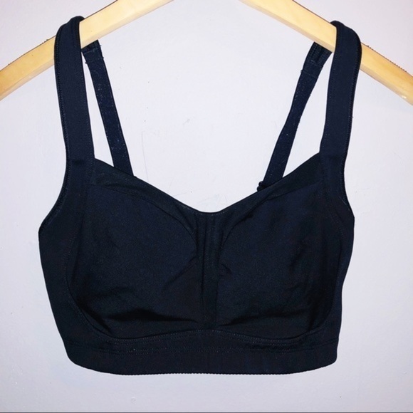 lululemon athletica Other - Lululemon bra size 32C black